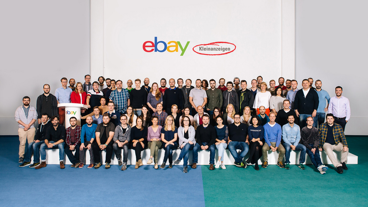 Gruppenfoto, das das Team von eBay Kleinanzeigen zeigt